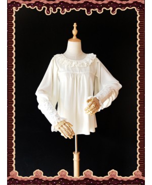 Sugar And Matcha Series Ivory Retro Bats Sleeve Classic Lolita Shirt